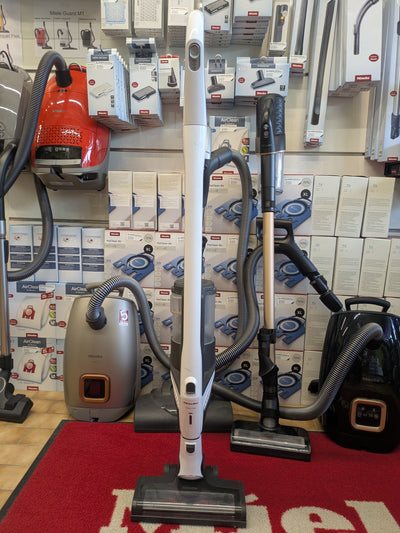 *MIELE FLOOR MODEL SALE*