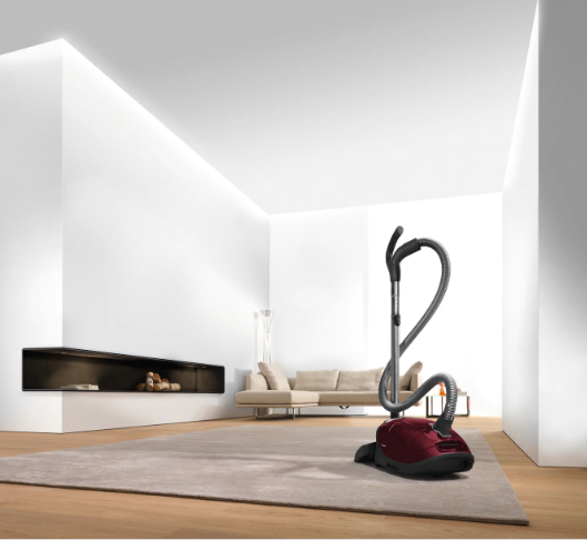 Miele Complete C3 Cat & Dog Vacuum Cleaner - Super Vacs Vacuums