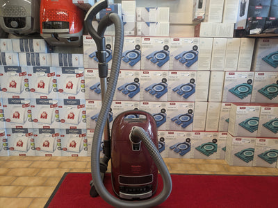 *MIELE FLOOR MODEL SALE*