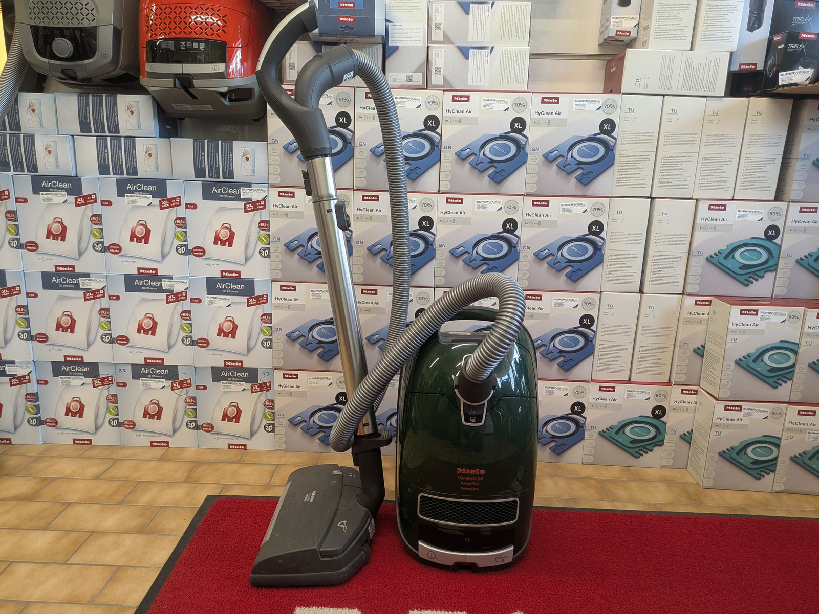 *MIELE FLOOR MODEL SALE*