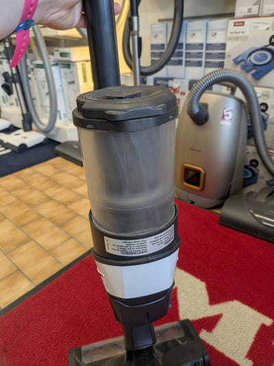 *MIELE FLOOR MODEL SALE*